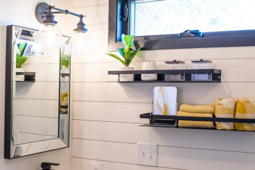 The Zephyr Modern Luxe Container Home Bellmead Esterno foto